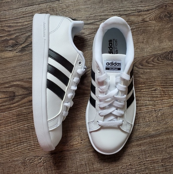 NEW adidas Advantage - Picture 4 of 7